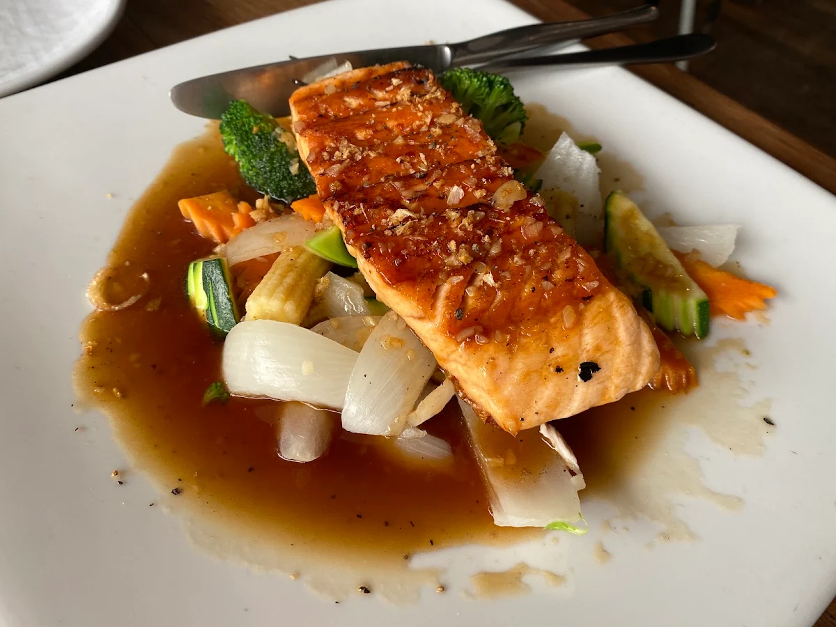 Grilled Salmon Filet