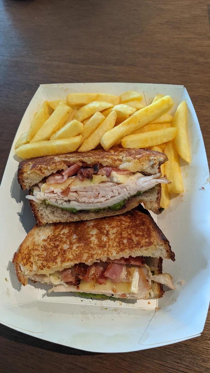 Highlights, Rene's Snack Bar