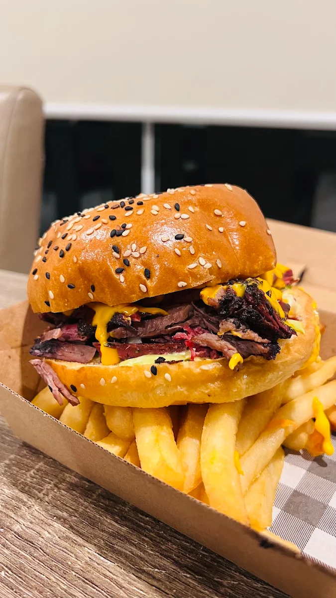 Highlights, Smokin’ Corner - BBQ and Grill