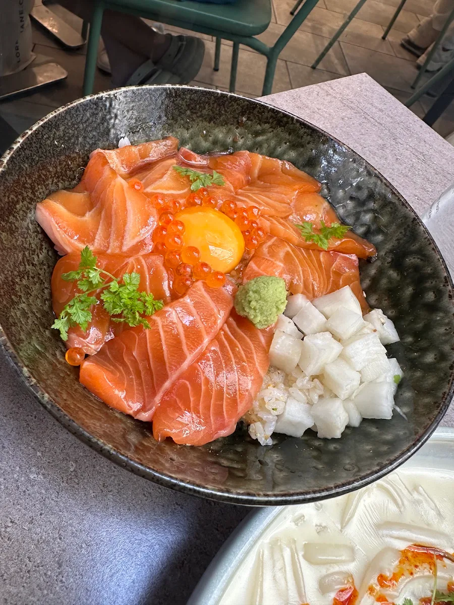 Salmon Zuke Don, Issho Cafe - Tokyo Dessert House