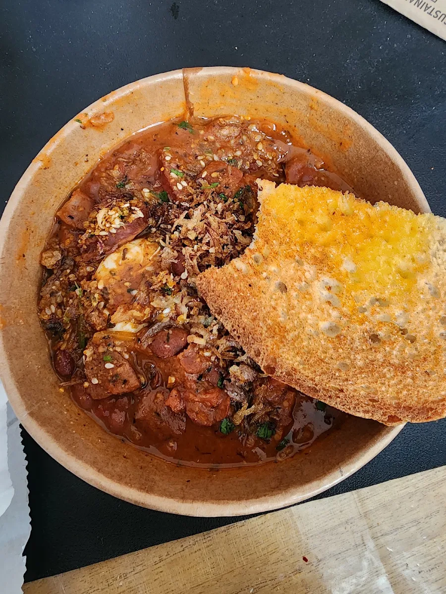 Braised Beans, Peter Cat