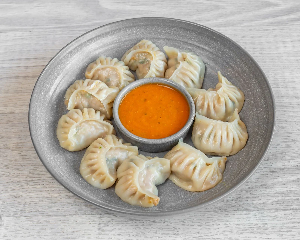 Kothey Mo Mo, Bajeko Sekuwa (The Himalayan Grill and Bar)