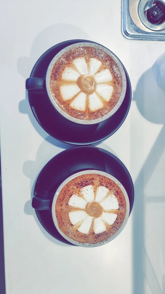 Highlights, Waves Cafe