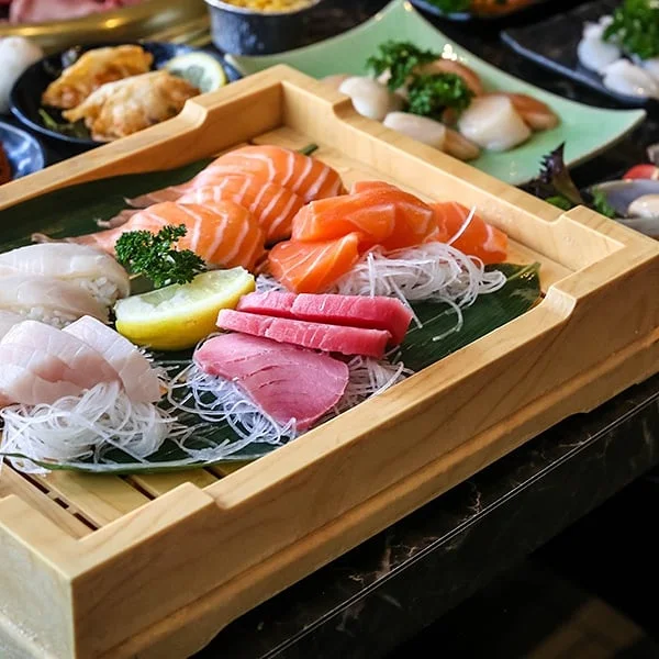 Chirashi Sushi with Chilli Sauce