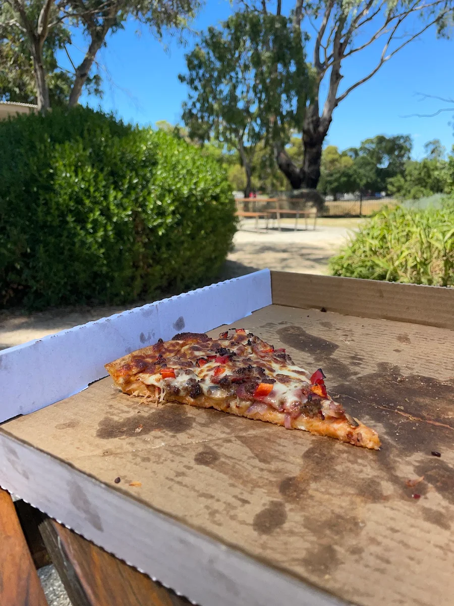 Meat Deluxe Pizza