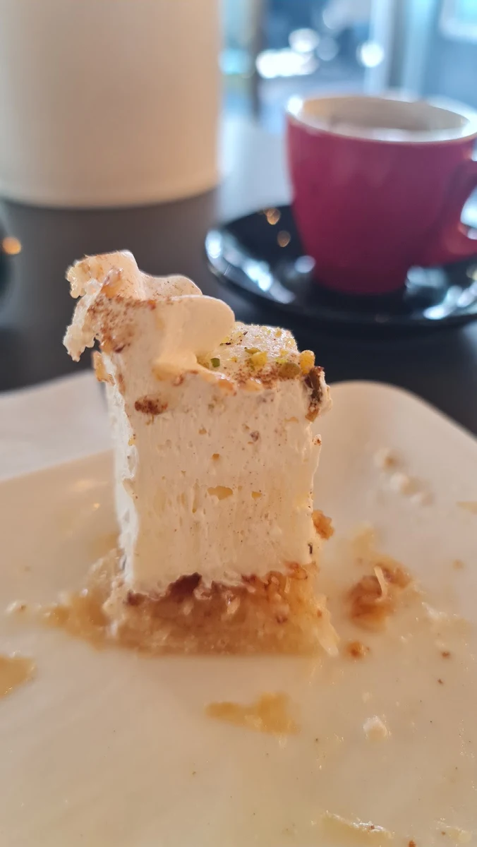 Ekmek, Axilleon Cafe Cake Shop
