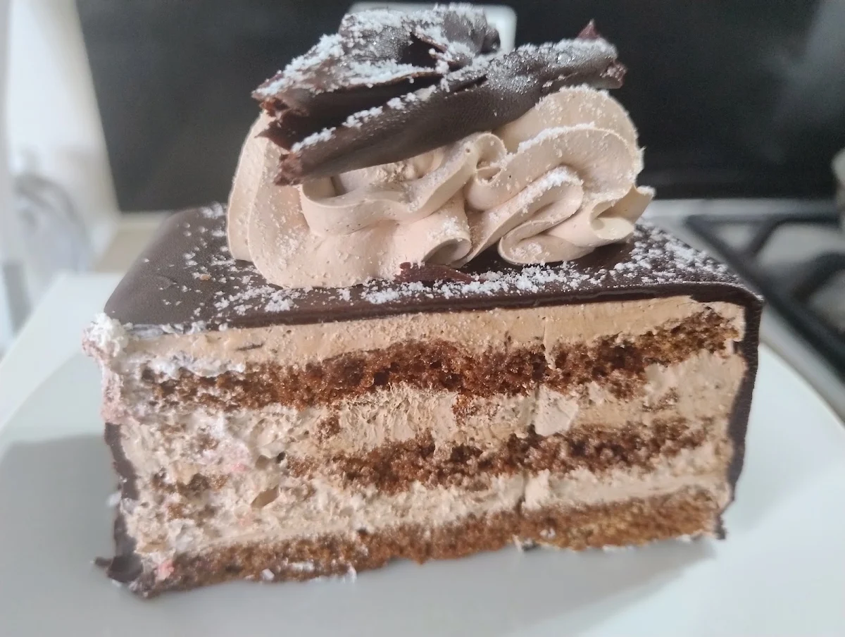 Highlights, Axilleon Cafe Cake Shop