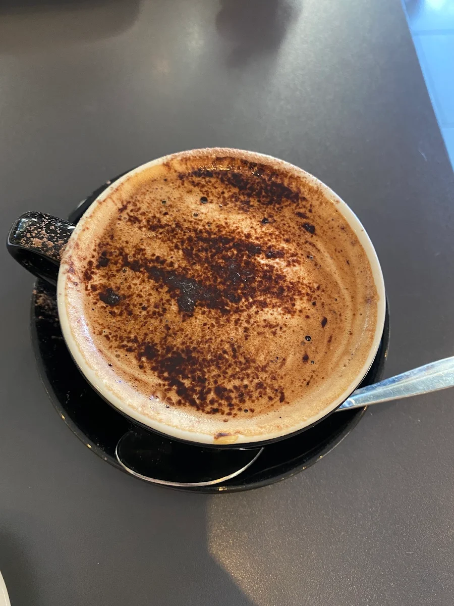 Highlights, Axilleon Cafe Cake Shop
