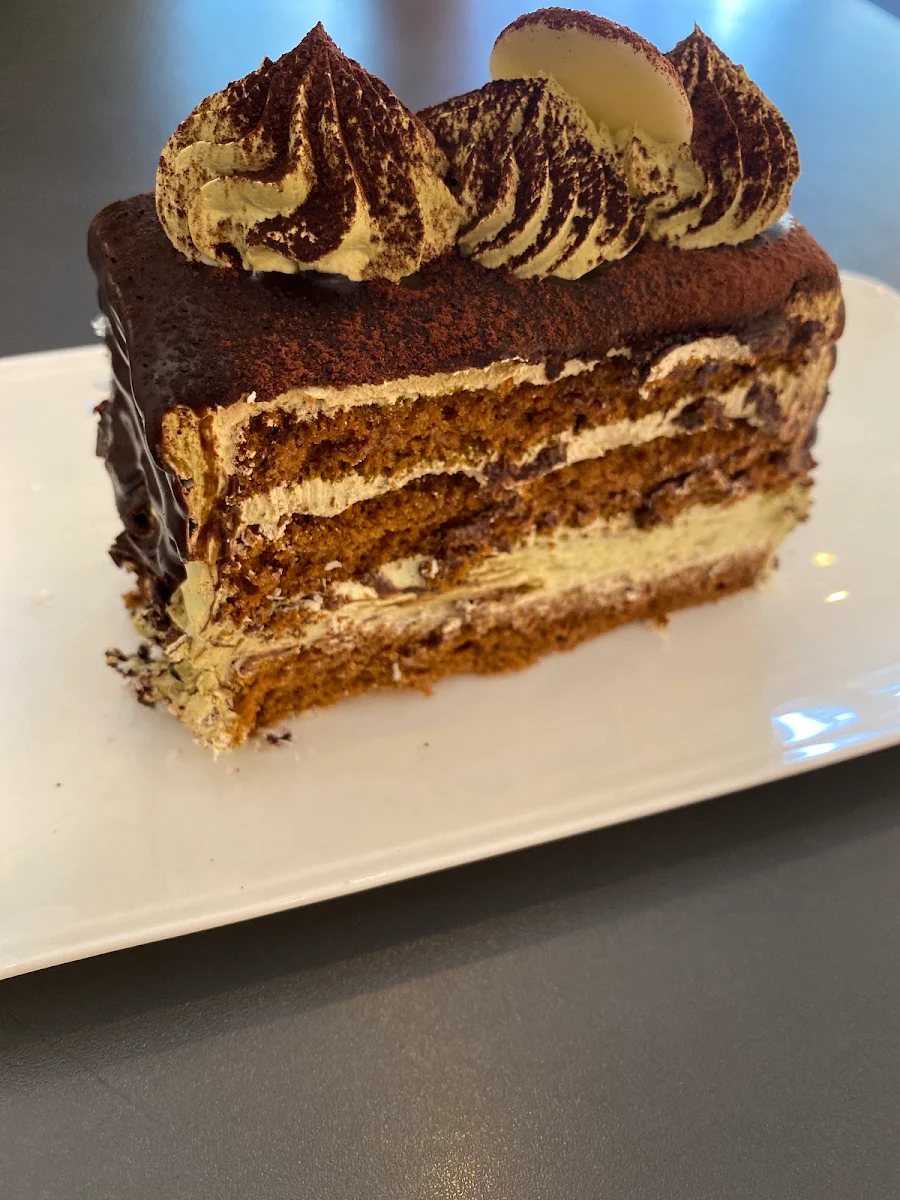Highlights, Axilleon Cafe Cake Shop