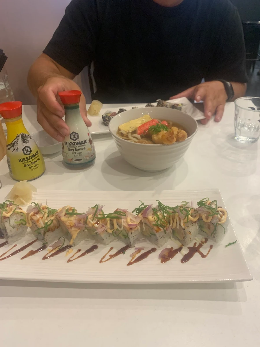 Highlights, Sushi Ichi Bar