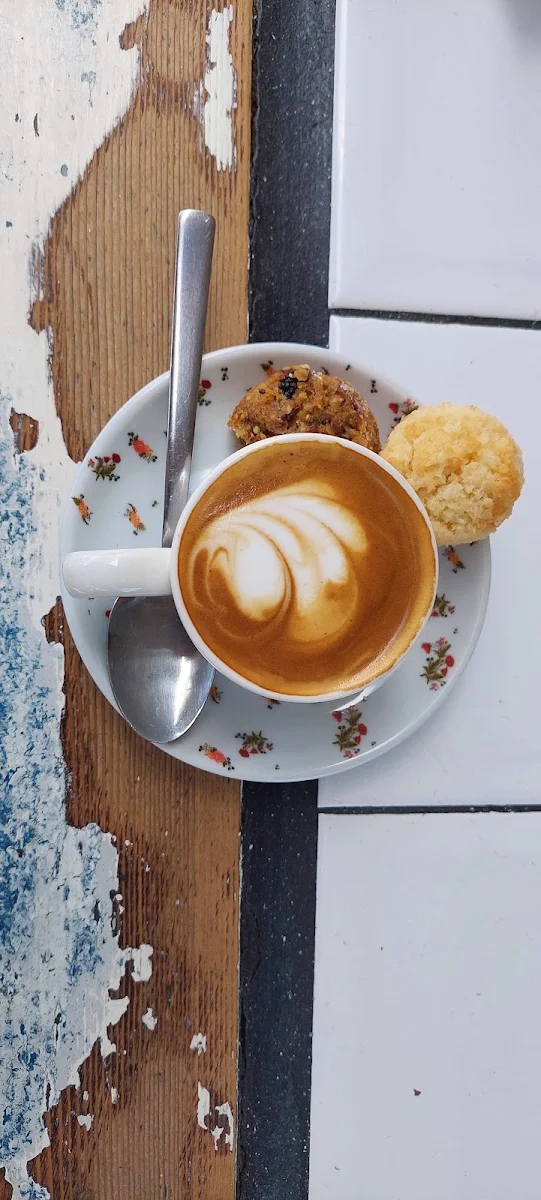 Flat White, Piccolo's Corner