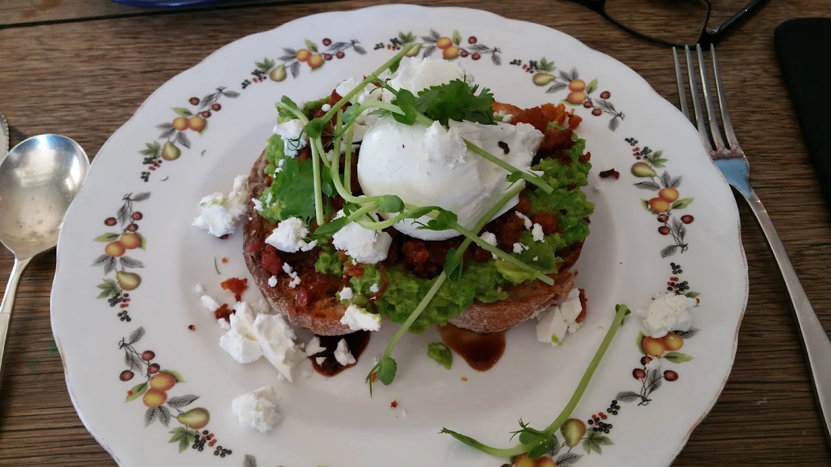 Smashed Avocado, Piccolo's Corner