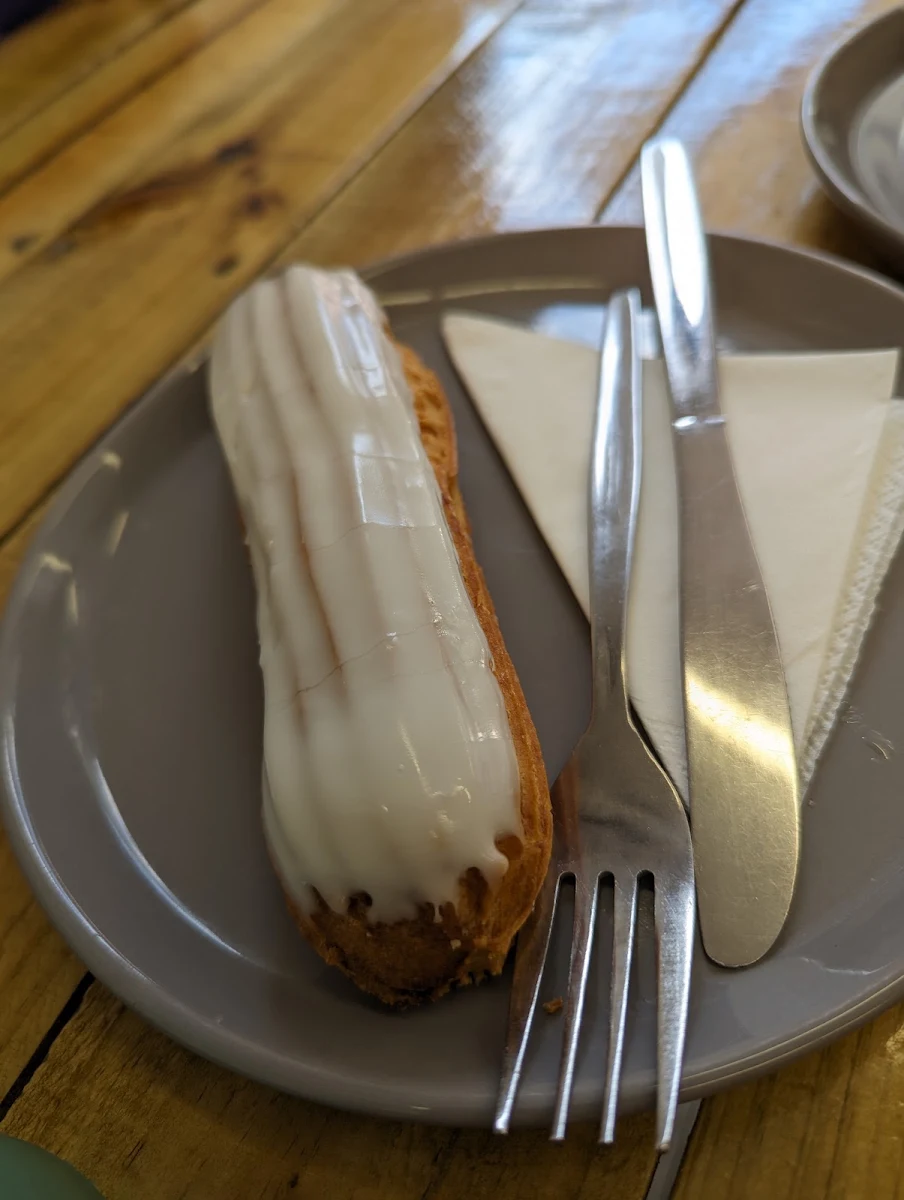Vanilla Eclair