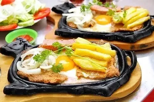 Highlights, SunVi Street Café