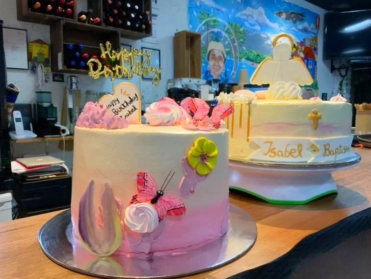 Baptism Cake, La Bohemia
