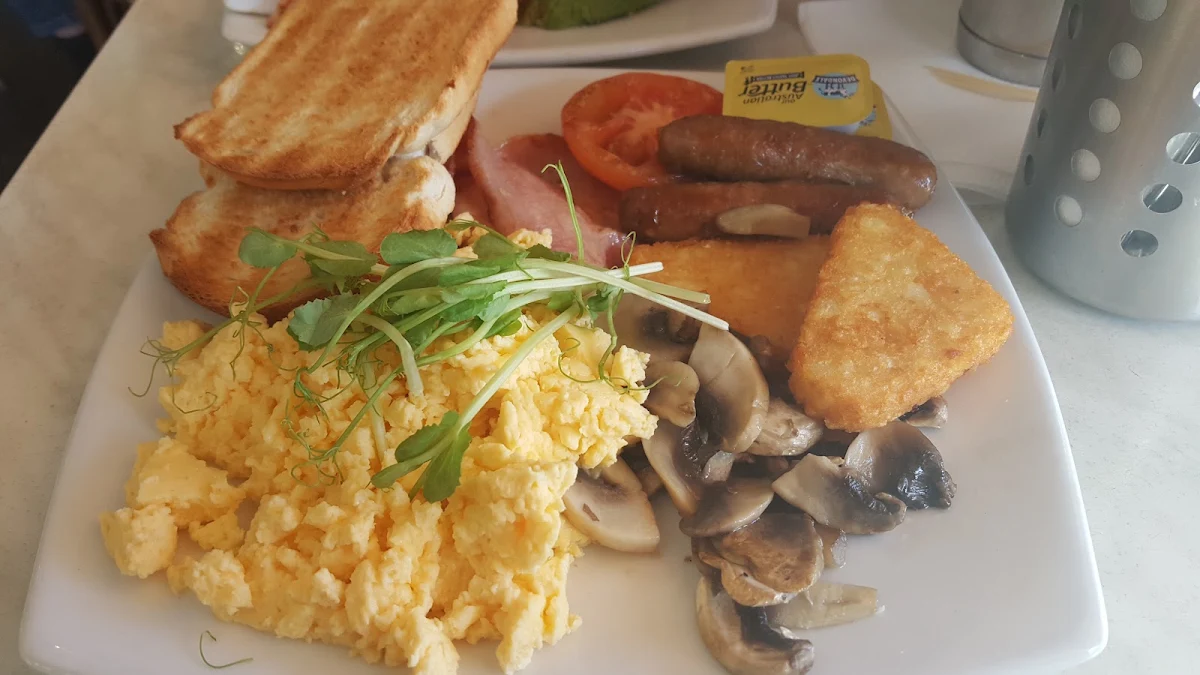 Big Breakfast