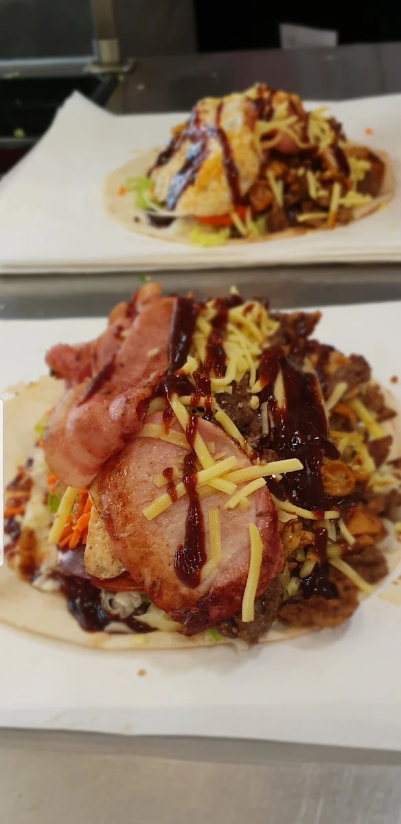 Highlights, The Snazzy Cafe and Kebabs