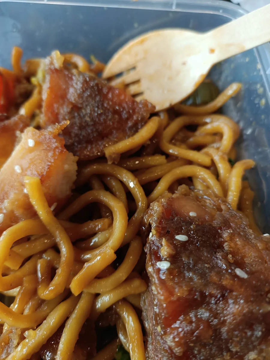 Highlights, Great Wall Chinese BBQ