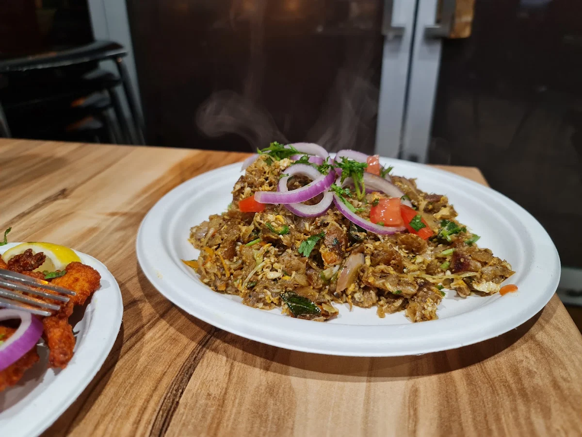 Mutta Parotta, Parotta Station