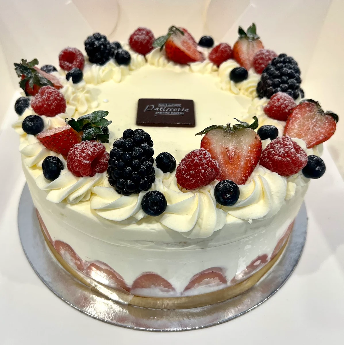 Highlights, Oaks Avenue Patisserie & Fine Bakery
