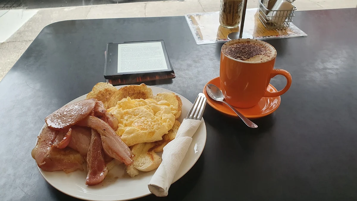 Ham and Egg, The Tiny Teapot Cafe