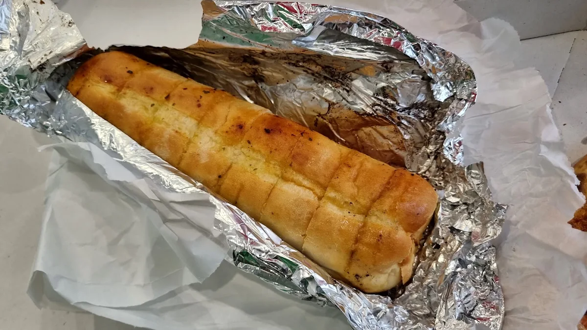 Garlic Bread, Romolo Pizza