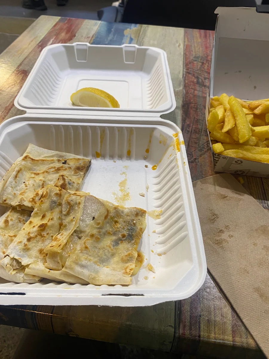 Chicken Pide, Kebab in Maroubra