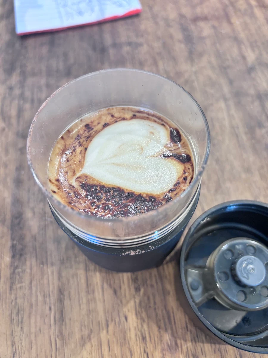 Cappuccino, Hungry Grasshopper Café