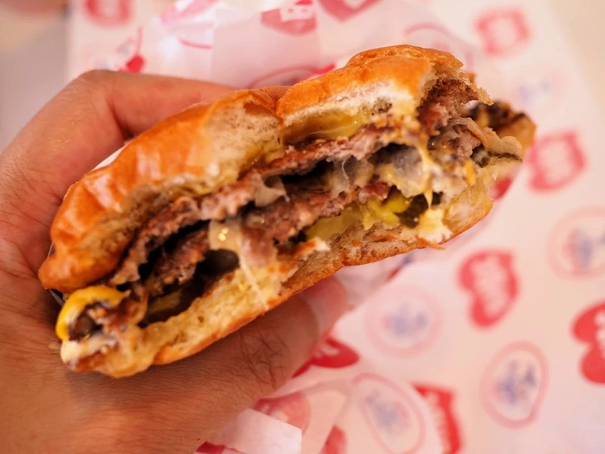 Highlights, Broken Hearts Burger Club