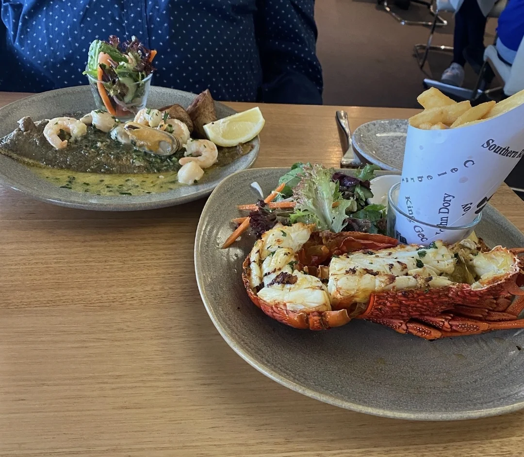 Crayfish in Butter Sauce
