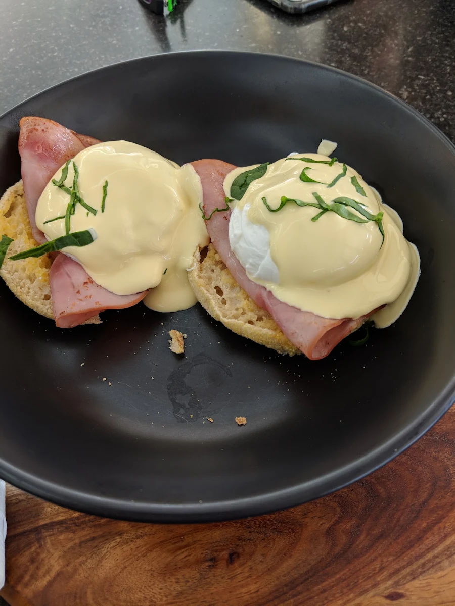 Eggs Benedict, Langtree Cafe