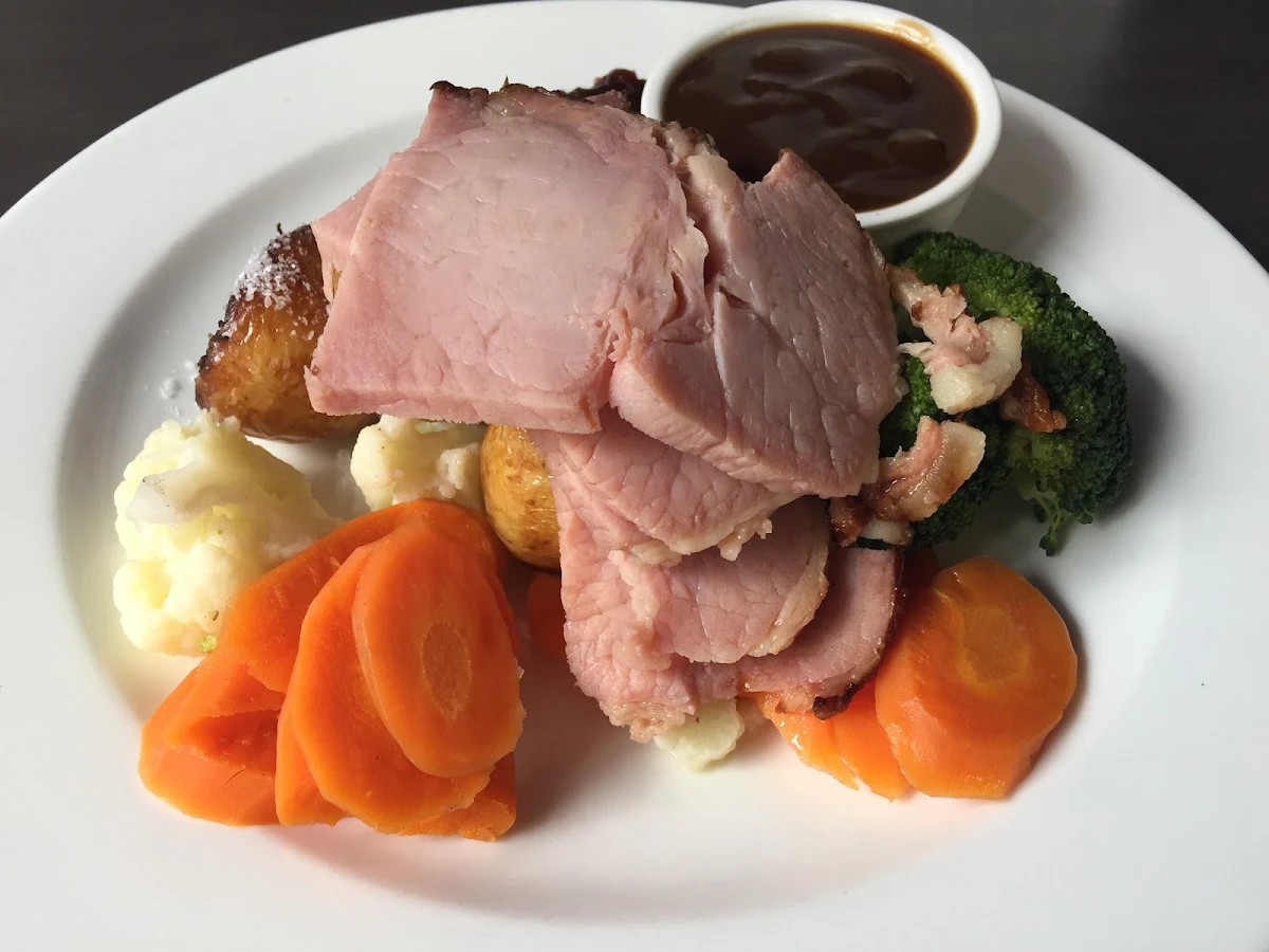 Highlights, Glenmore Tavern
