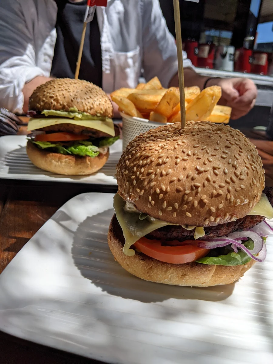 Impossible Burger, Grill'd Burgers - Carnegie