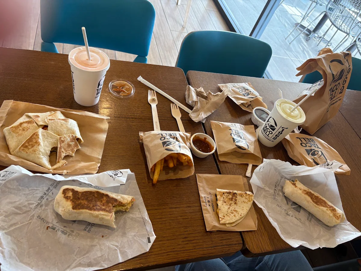 Highlights, Taco Bell East Ipswich