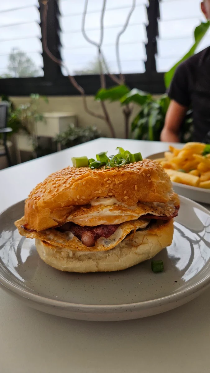 Highlights, Raven Cafe & Grill