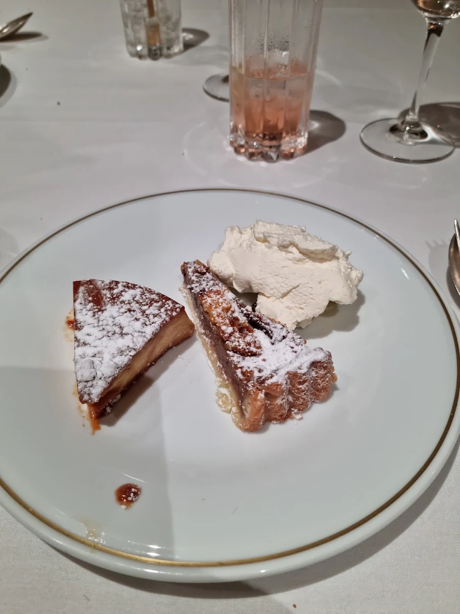 Creme Brulee and Fruit Pie