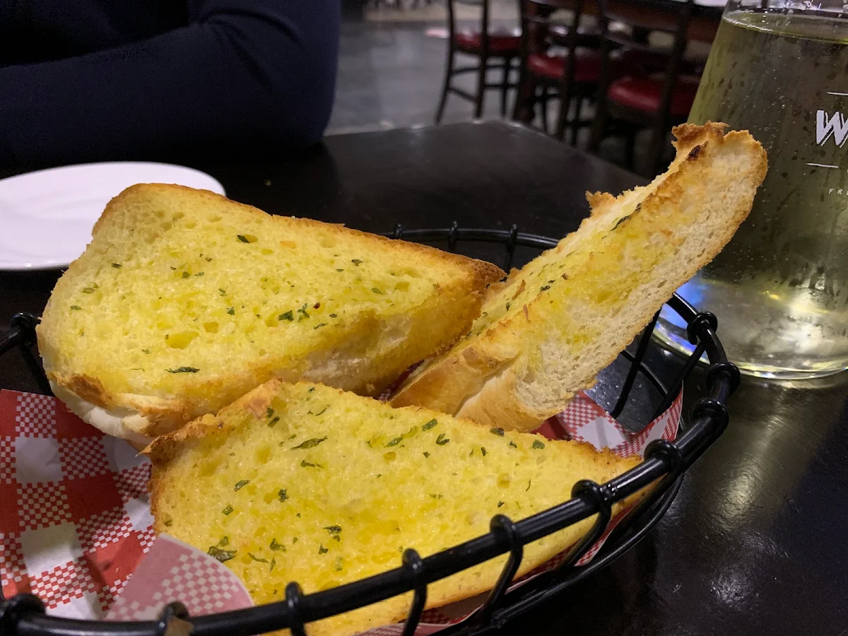 Garlic Bread, Spotswood Hotel