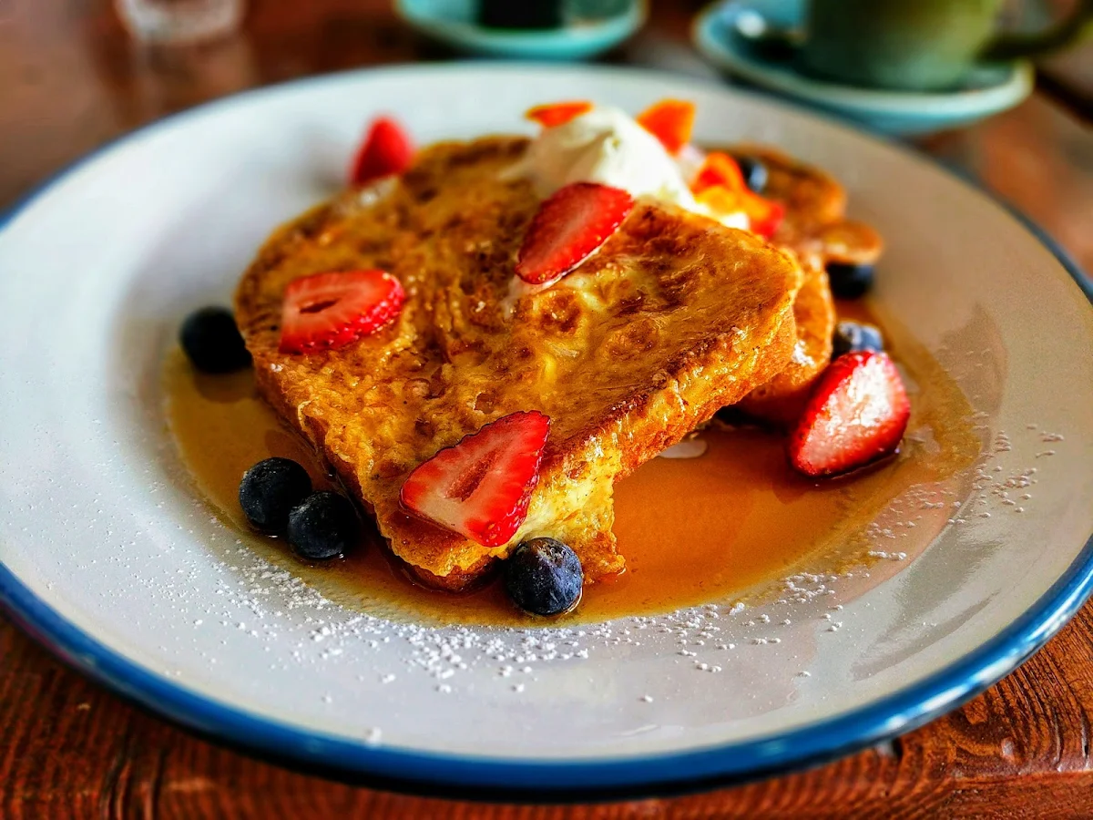 French Toast with Strawberries