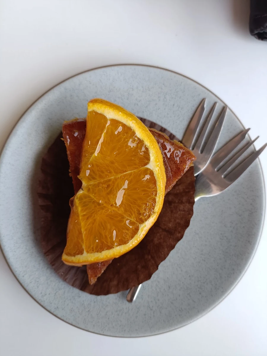 Orange Cake Slice