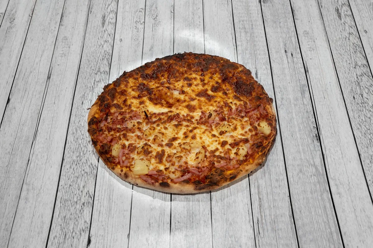Highlights, Wally & Ossies Pizza