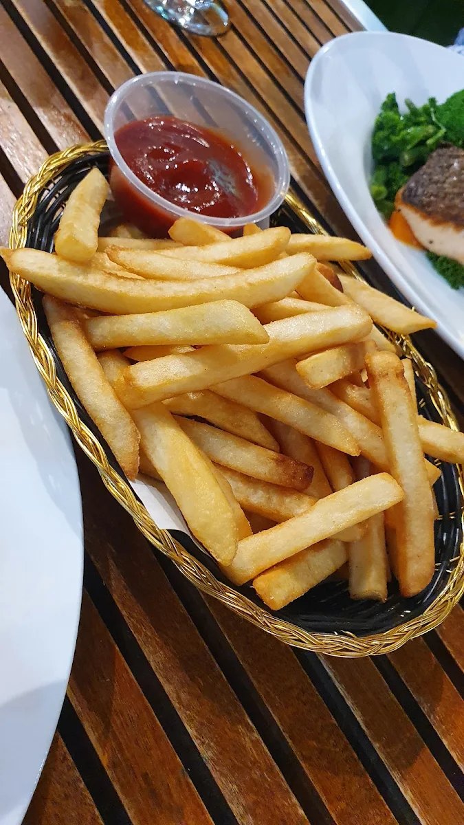 Hot Chips, Zetland Hotel