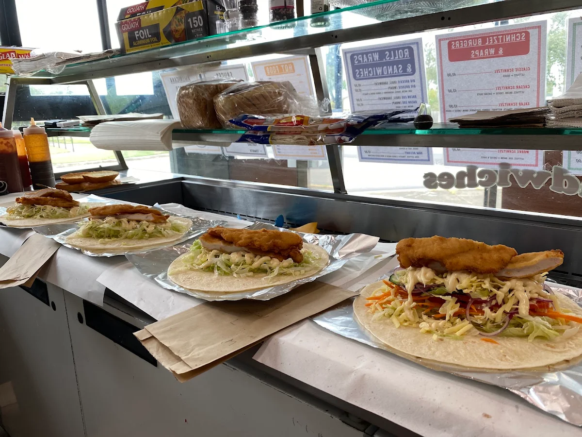 Highlights, Longworth Seafood & Schnitzel