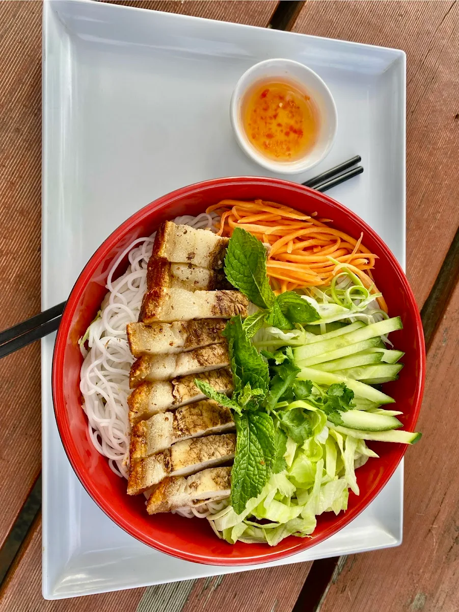 Highlights, MaiBee Cafe