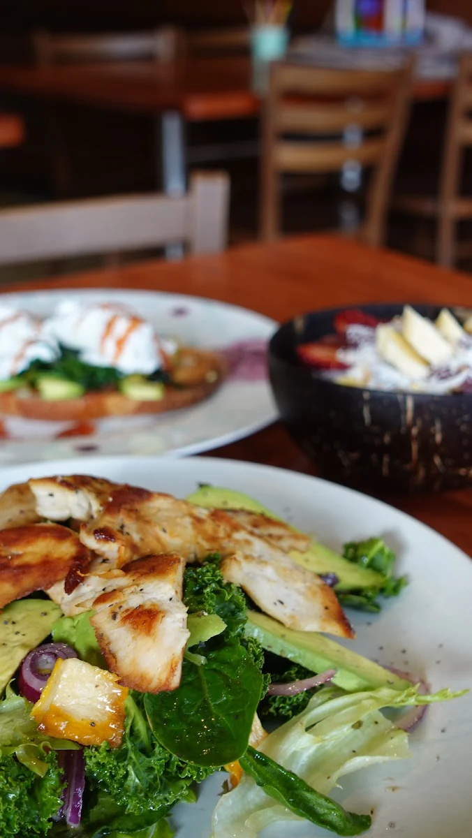 Highlights, Calypso Cafe & Juice Bar