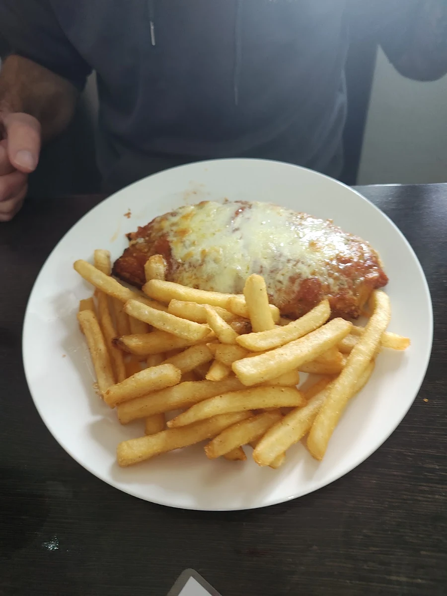 Highlights, Milang Pier Hotel