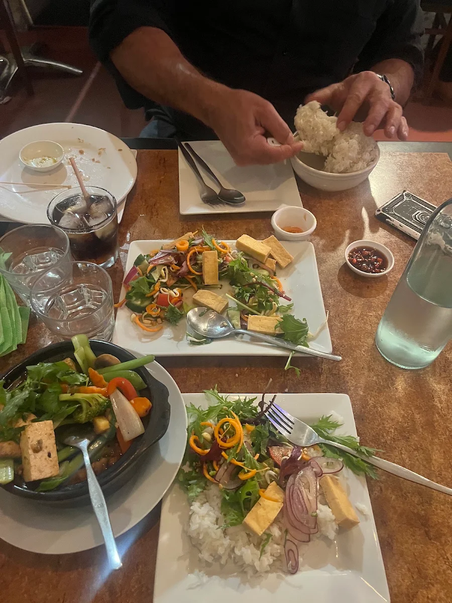 Chilli Basil, Tahruah Thai and Vietnamese Restaurant