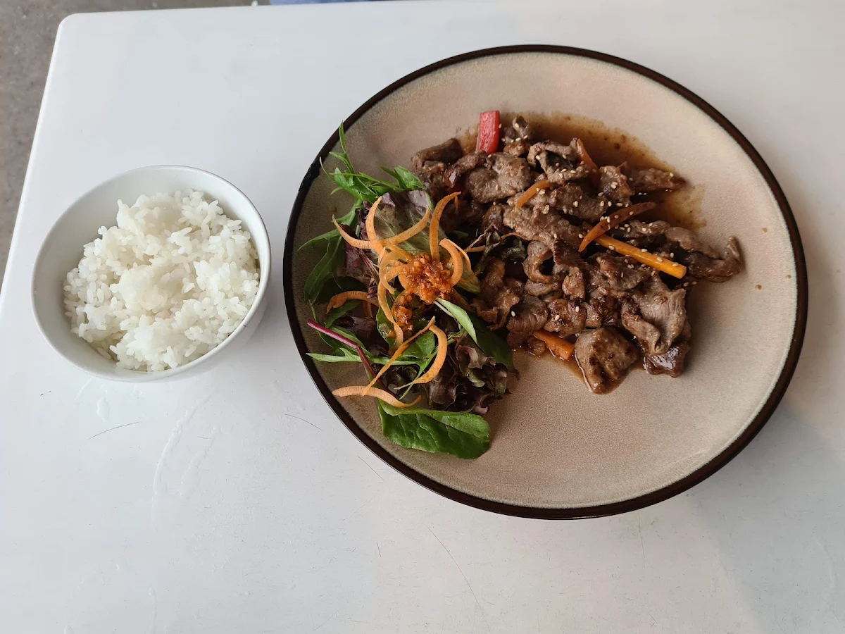 Highlights, Tahruah Thai and Vietnamese Restaurant