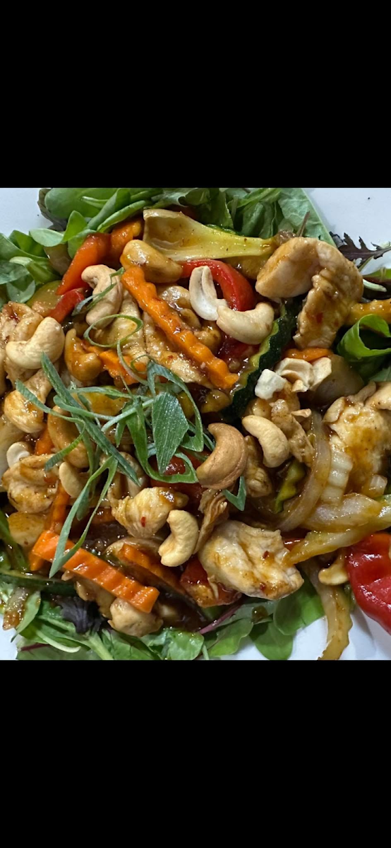 Highlights, Tahruah Thai and Vietnamese Restaurant