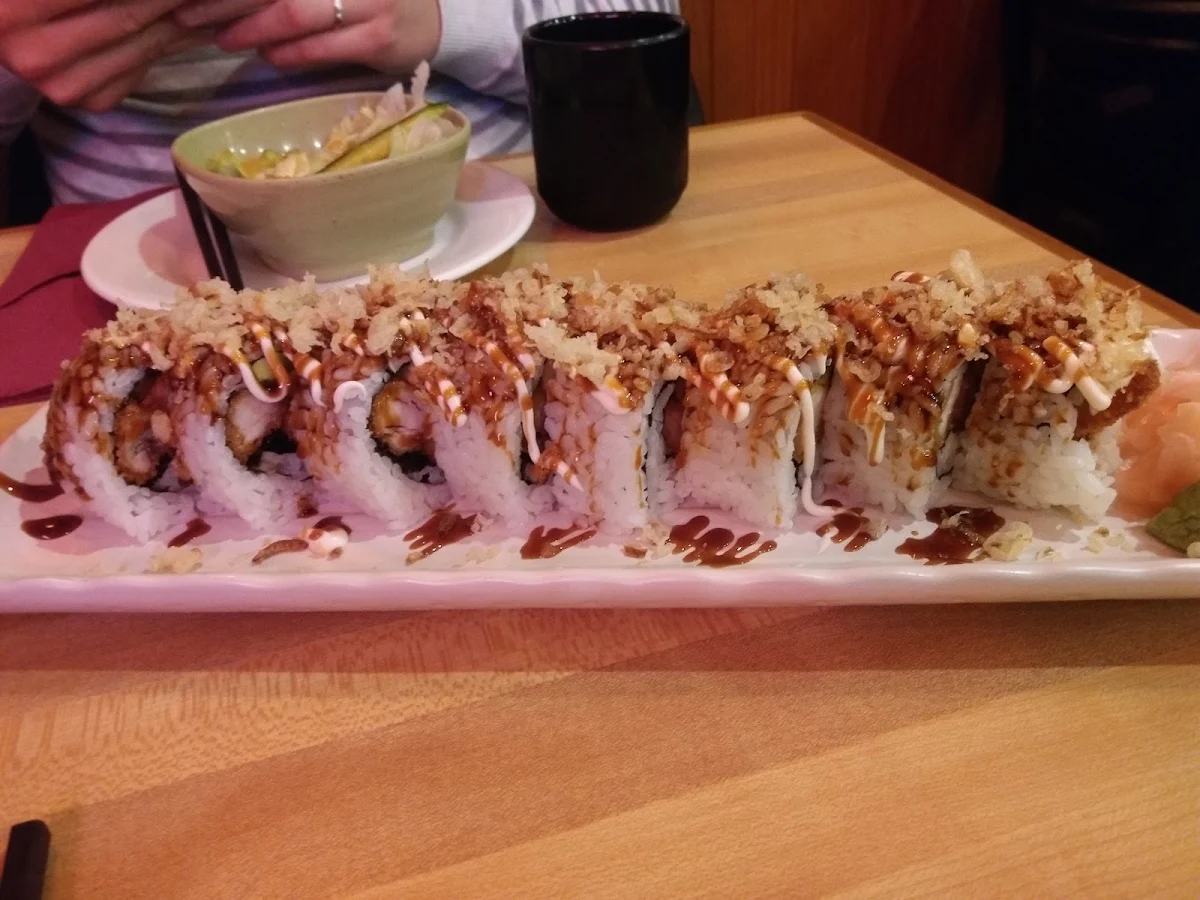 Chickem Avocado Roll