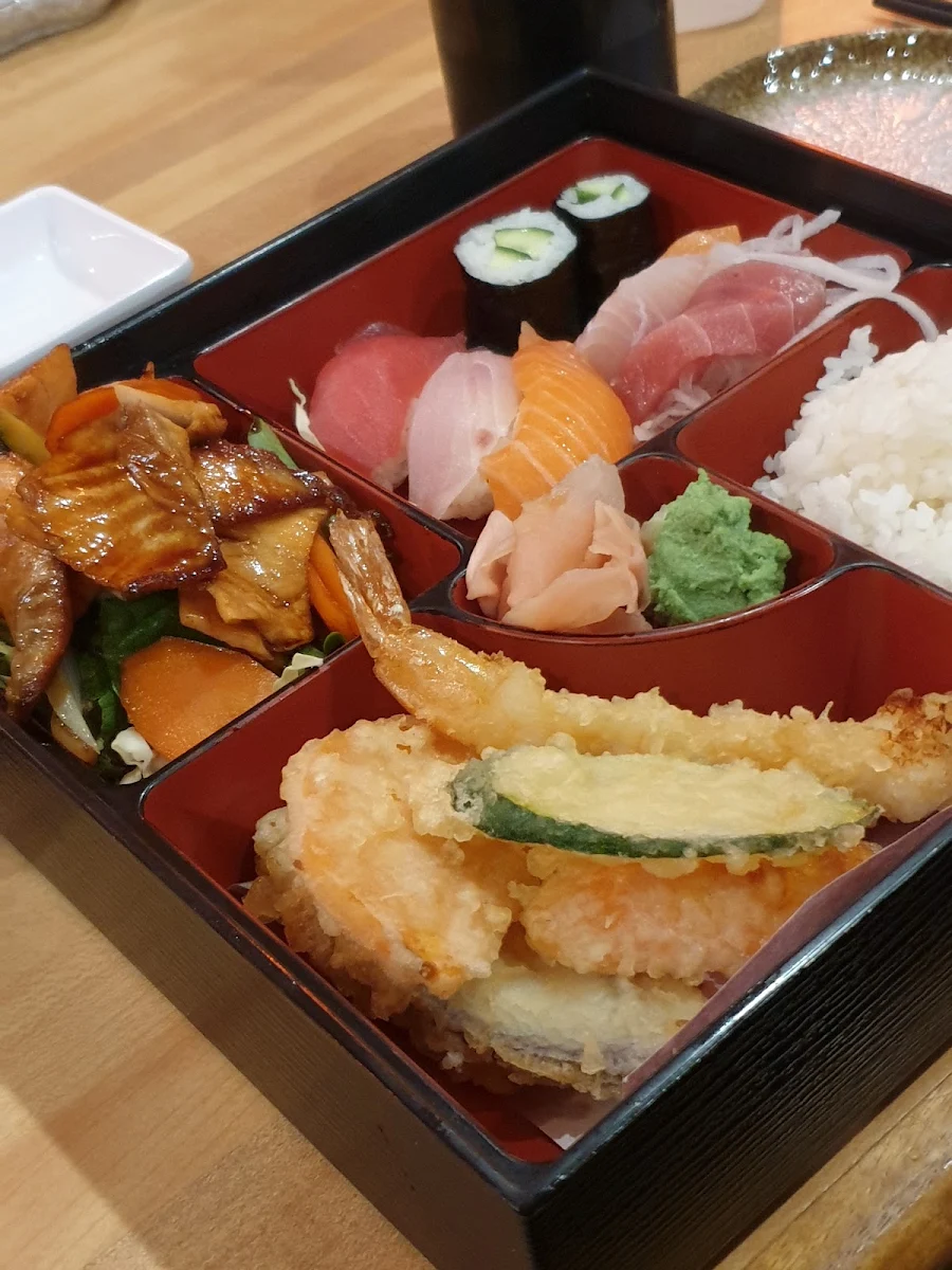 Salmon Bento